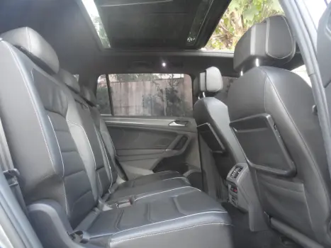 VOLKSWAGEN Tiguan 2.0 350 TSI TOTAL FLEX ALLSPACE R-LINE 4-MOTION TURBO AUTOM�TICO DSG, Foto 27