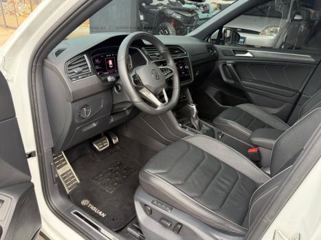 VOLKSWAGEN Tiguan 2.0 16V 4P TSI 300 TURBO R-LINE AUTOM�TICO, Foto 12