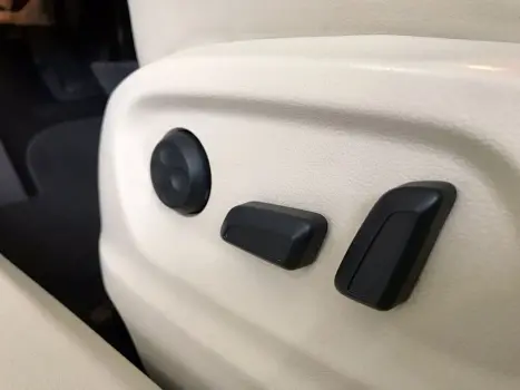 VOLKSWAGEN Tiguan 2.0 16V 4P TSI R-LINE TURBO AUTOM�TICO TIPTRONIC, Foto 25