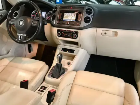 VOLKSWAGEN Tiguan 2.0 16V 4P TSI R-LINE TURBO AUTOM�TICO TIPTRONIC, Foto 30