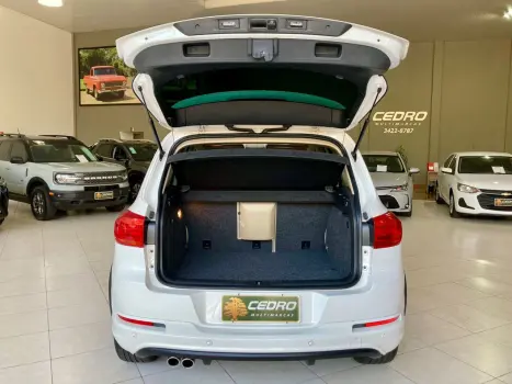 VOLKSWAGEN Tiguan 2.0 16V 4P TSI R-LINE TURBO AUTOM�TICO TIPTRONIC, Foto 42