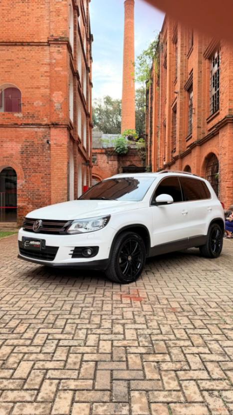VOLKSWAGEN Tiguan 2.0 16V 4P TSI R-LINE TURBO AUTOM�TICO TIPTRONIC, Foto 2
