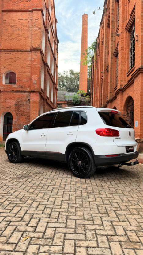 VOLKSWAGEN Tiguan 2.0 16V 4P TSI R-LINE TURBO AUTOM�TICO TIPTRONIC, Foto 4