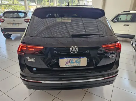 VOLKSWAGEN Tiguan 2.0 16V 4P TSI 350 TURBO R-LINE 4MOTION DSG AUTOM�TICO, Foto 9