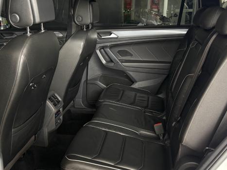 VOLKSWAGEN Tiguan 2.0 350 TSI TOTAL FLEX ALLSPACE R-LINE 4-MOTION TURBO AUTOM�TICO DSG, Foto 10