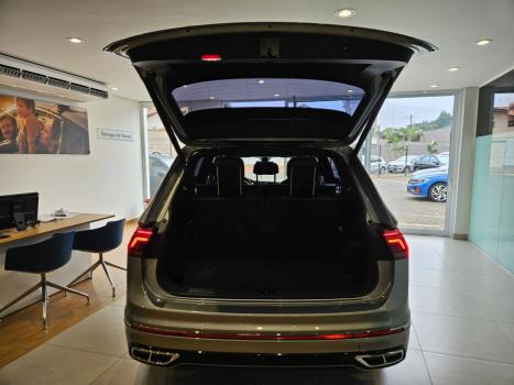 VOLKSWAGEN Tiguan 2.0 300 TSI ALLSPACE R-LINE TURBO AUTOM�TICO, Foto 13