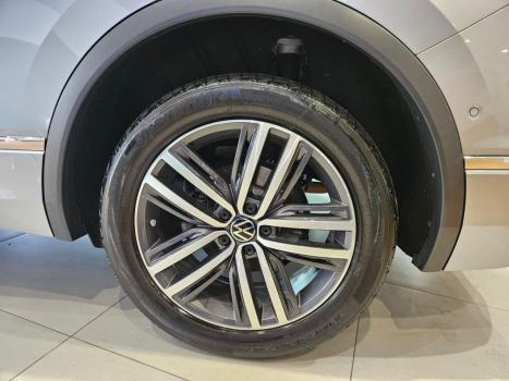 VOLKSWAGEN Tiguan 2.0 300 TSI ALLSPACE R-LINE TURBO AUTOM�TICO, Foto 9
