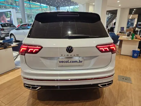 VOLKSWAGEN Tiguan 2.0 300 TSI ALLSPACE R-LINE TURBO AUTOM�TICO, Foto 11