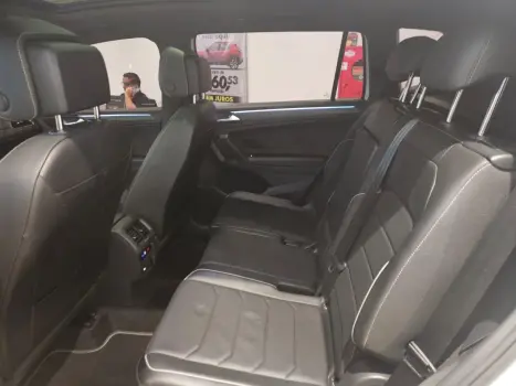 VOLKSWAGEN Tiguan 2.0 300 TSI ALLSPACE R-LINE TURBO AUTOM�TICO, Foto 7