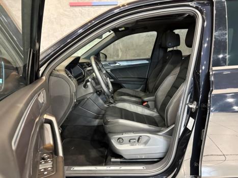 VOLKSWAGEN Tiguan 2.0 350 TSI TOTAL FLEX ALLSPACE R-LINE 4-MOTION TURBO AUTOM�TICO DSG, Foto 9