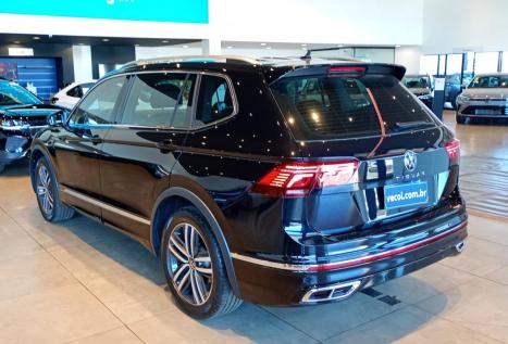 VOLKSWAGEN Tiguan 2.0 300 TSI ALLSPACE R-LINE TURBO AUTOM�TICO, Foto 11