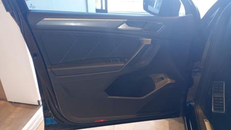 VOLKSWAGEN Tiguan 2.0 350 TSI TOTAL FLEX ALLSPACE R-LINE 4-MOTION TURBO AUTOMÁTICO DSG, Foto 6