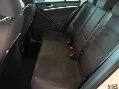 VOLKSWAGEN Tiguan 2.0 16V 4P TSI 4WD TURBO AUTOMÁTICO, Foto 11