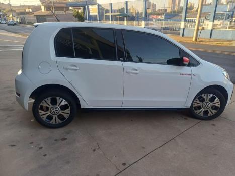 VOLKSWAGEN UP 1.0 12V 4P TSI FLEX PEPPER, Foto 5 VOLKSWAGEN UP 1.0 12V 4P TSI FLEX PEPPER, Foto 5