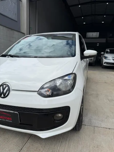 VOLKSWAGEN UP 1.0 12V RED BLACK WHITE FLEX, Foto 6