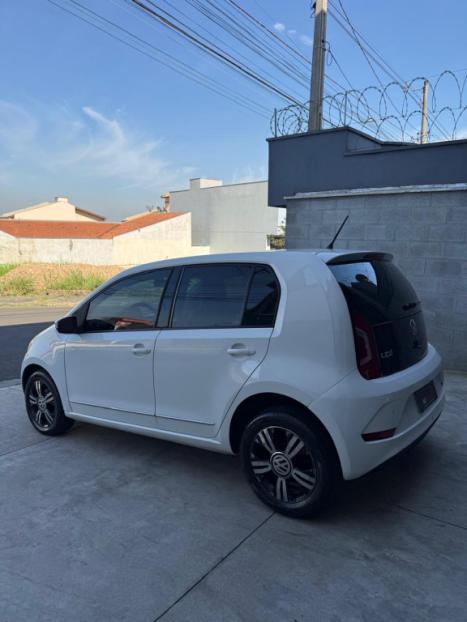 VOLKSWAGEN UP 1.0 12V RED BLACK WHITE FLEX, Foto 7