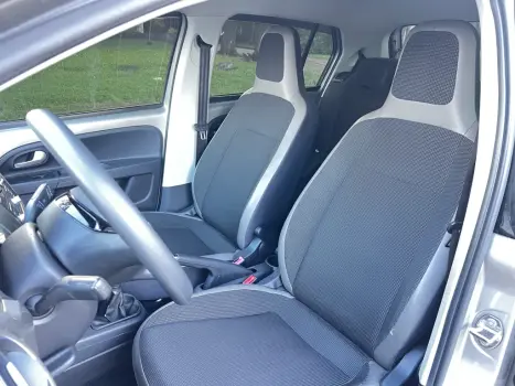 VOLKSWAGEN UP 1.0 12V 4P HIGH FLEX, Foto 10