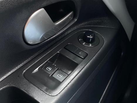 VOLKSWAGEN UP 1.0 12V HIGH FLEX, Foto 13
