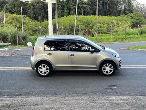 VOLKSWAGEN UP 1.0 12V 4P HIGH FLEX, Foto 4
