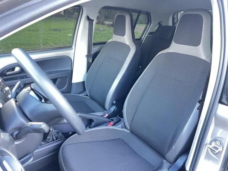VOLKSWAGEN UP 1.0 12V 4P HIGH FLEX, Foto 10