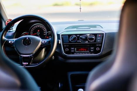 VOLKSWAGEN UP 1.0 12V 4P TSI FLEX MOVE UP, Foto 5