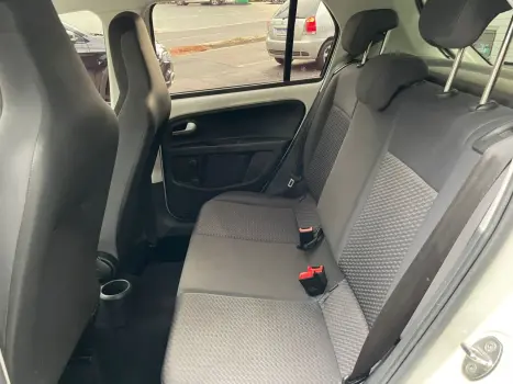 VOLKSWAGEN UP 1.0 4P FLEX 170 TSI CONNECT, Foto 7 VOLKSWAGEN UP 1.0 4P FLEX 170 TSI CONNECT, Foto 7