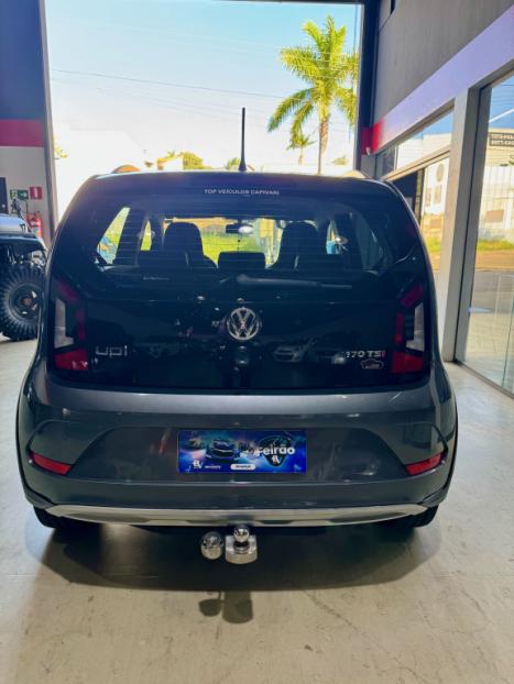 VOLKSWAGEN UP 1.0 4P FLEX 170 TSI XTREME, Foto 6