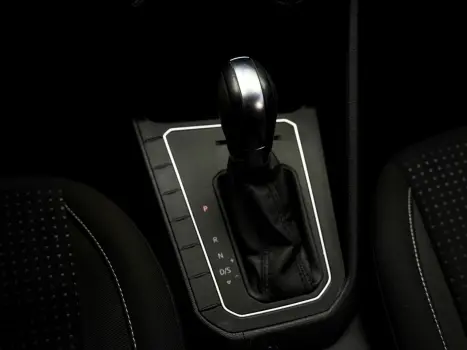 VOLKSWAGEN Virtus 1.0 4P 200 TSI FLEX COMFORTLINE AUTOMTICO, Foto 12