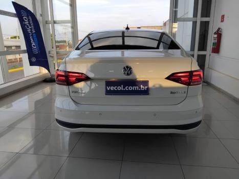 VOLKSWAGEN Virtus 1.0 4P 200 TSI FLEX COMFORTLINE AUTOMTICO, Foto 10