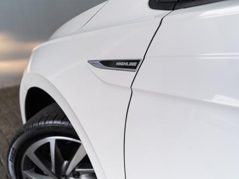 VOLKSWAGEN Virtus 1.0 4P 200 TSI FLEX HIGHLINE AUTOMTICO, Foto 29