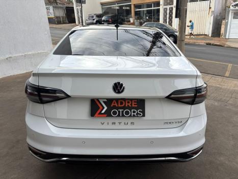VOLKSWAGEN Virtus 1.0 4P 200 TSI FLEX HIGHLINE AUTOMTICO, Foto 11