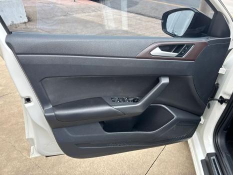 VOLKSWAGEN Virtus 1.0 4P 200 TSI FLEX HIGHLINE AUTOMTICO, Foto 20