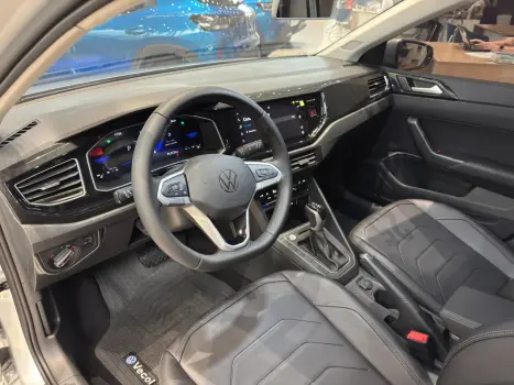 VOLKSWAGEN Virtus 1.0 4P 200 TSI FLEX COMFORTLINE AUTOMTICO, Foto 4