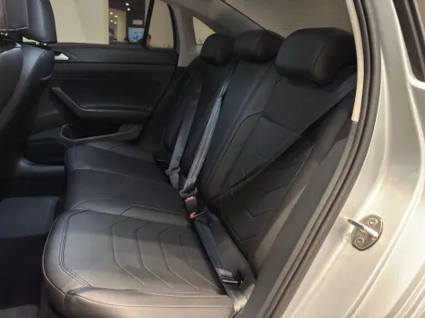 VOLKSWAGEN Virtus 1.0 4P 200 TSI FLEX COMFORTLINE AUTOMTICO, Foto 6