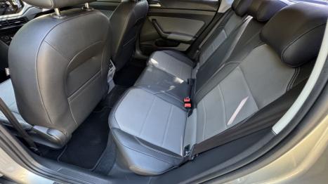 VOLKSWAGEN Virtus 1.0 4P 200 TSI FLEX HIGHLINE AUTOMTICO, Foto 12