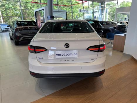 VOLKSWAGEN Virtus 1.0 4P 170 TSI, Foto 10