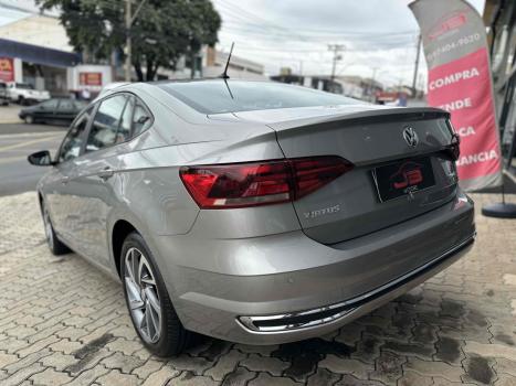 VOLKSWAGEN Virtus 1.0 4P 200 TSI FLEX HIGHLINE AUTOM�TICO, Foto 4