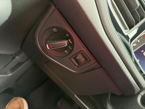 VOLKSWAGEN Virtus 1.4 4P 250 TSI EXCLUSIVE AUTOM�TICO, Foto 23