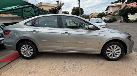 VOLKSWAGEN Virtus 1.6 4P MSI FLEX AUTOM�TICO, Foto 2