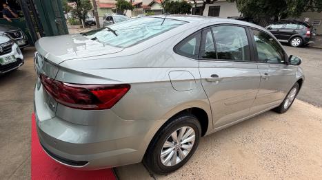 VOLKSWAGEN Virtus 1.6 4P MSI FLEX AUTOM�TICO, Foto 3