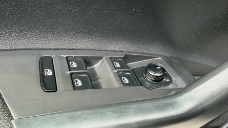 VOLKSWAGEN Virtus 1.6 4P MSI FLEX AUTOM�TICO, Foto 9