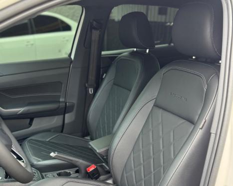 VOLKSWAGEN Virtus 1.4 4P 250 TSI EXCLUSIVE AUTOM�TICO, Foto 11
