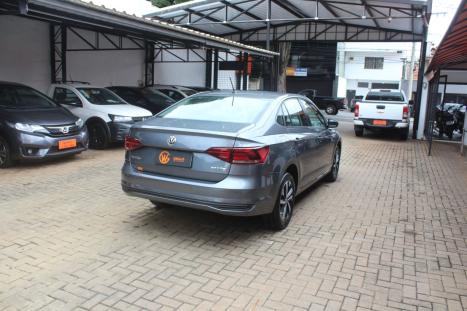 VOLKSWAGEN Virtus 1.0 4P 200 TSI FLEX COMFORTLINE AUTOM�TICO, Foto 7