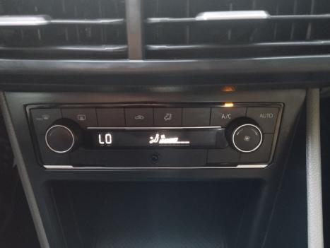 VOLKSWAGEN Virtus 1.0 4P 200 TSI FLEX HIGHLINE AUTOM�TICO, Foto 15