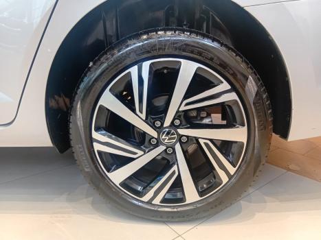 VOLKSWAGEN Virtus 1.0 4P 200 TSI FLEX HIGHLINE AUTOM�TICO, Foto 8