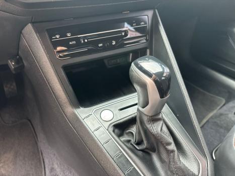 VOLKSWAGEN Virtus 1.0 4P 200 TSI FLEX HIGHLINE AUTOM�TICO, Foto 19