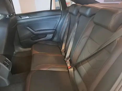 VOLKSWAGEN Virtus 1.0 4P 200 TSI FLEX HIGHLINE AUTOM�TICO, Foto 6