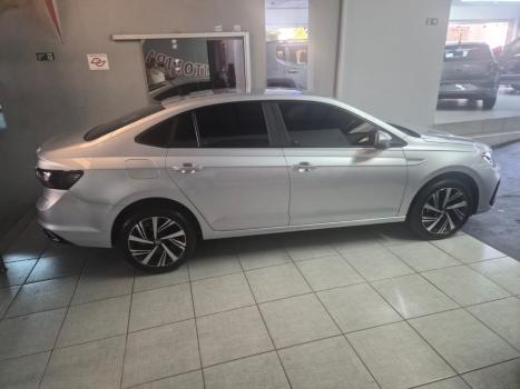 VOLKSWAGEN Virtus 1.0 4P 200 TSI FLEX HIGHLINE AUTOM�TICO, Foto 4