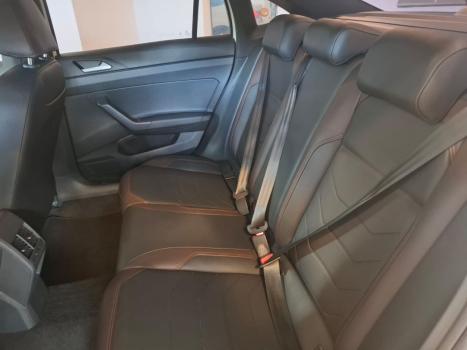 VOLKSWAGEN Virtus 1.0 4P 200 TSI FLEX HIGHLINE AUTOM�TICO, Foto 6