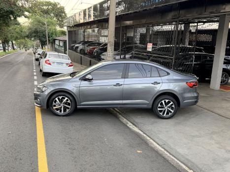 VOLKSWAGEN Virtus 1.0 4P 200 TSI FLEX COMFORTLINE AUTOM�TICO, Foto 4